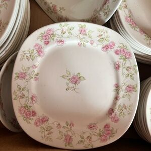 Floral Square Dinner Plate